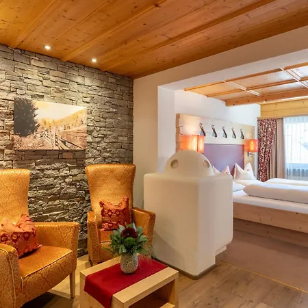 ホテル Alpenhotel Ischglerhof 4*