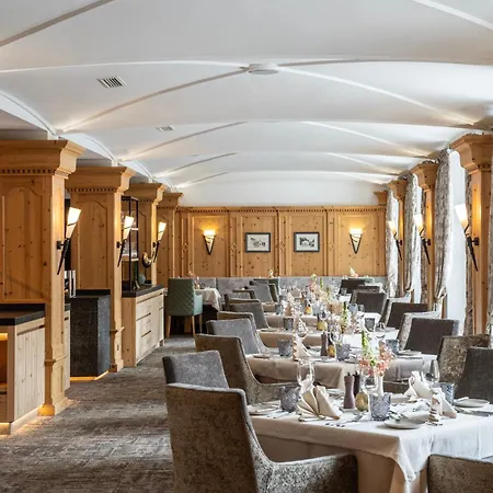 Alpenhotel Ischglerhof 4* イシュグル