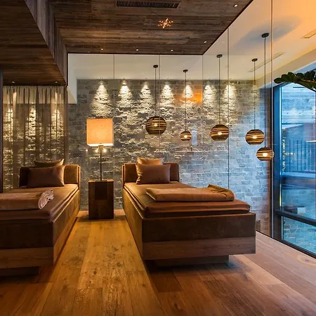 ホテル Alpenhotel Ischglerhof 4*