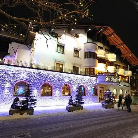 ホテル Alpenhotel Ischglerhof イシュグル